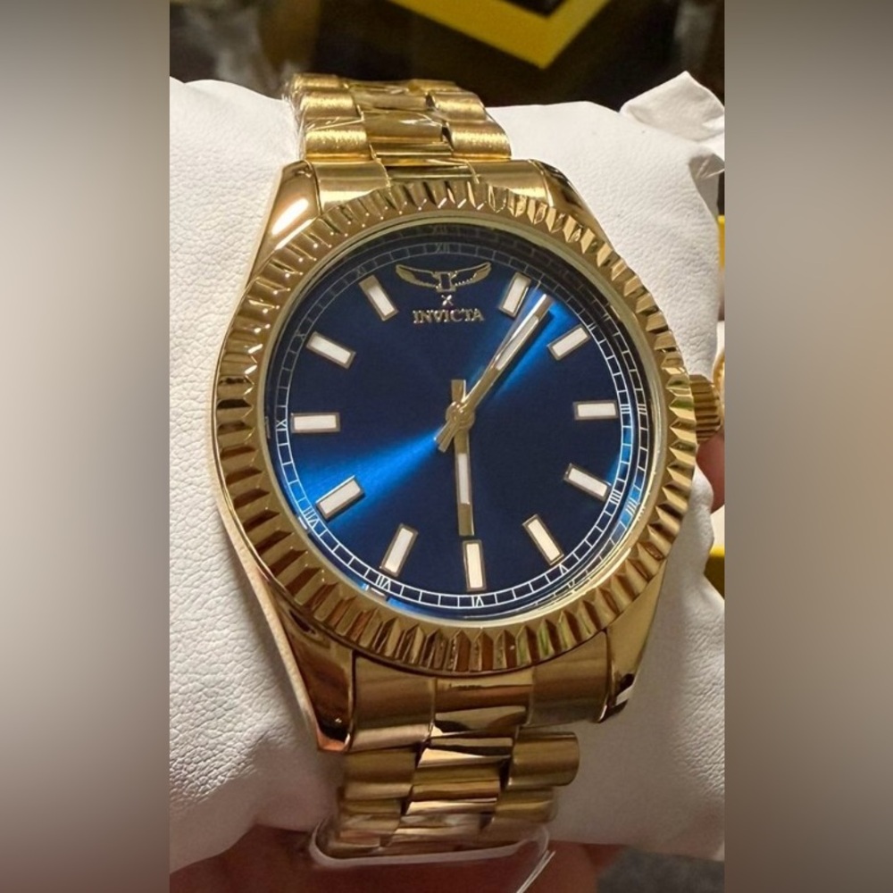 Invicta Men's Specialty Watches! Multiple Colors Available New in Box Warranty!